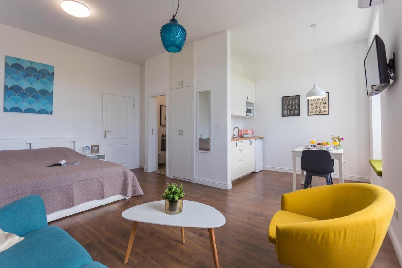 Bu2 Pula Studio Apartment Buitenkant foto