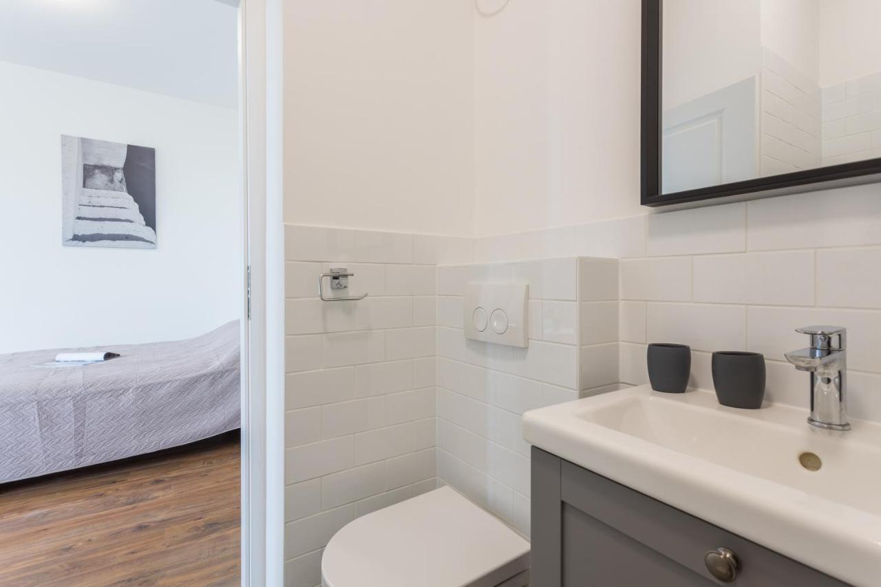 Bu2 Pula Studio Apartment Buitenkant foto