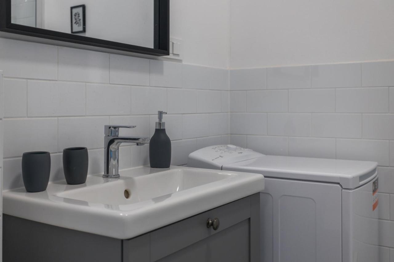 Bu2 Pula Studio Apartment Buitenkant foto