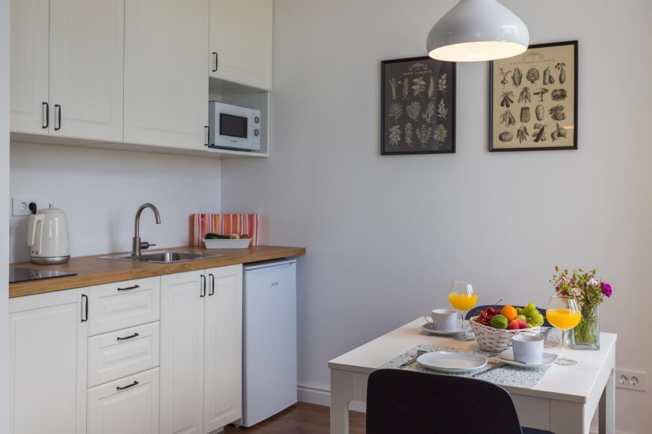 Bu2 Pula Studio Apartment Buitenkant foto